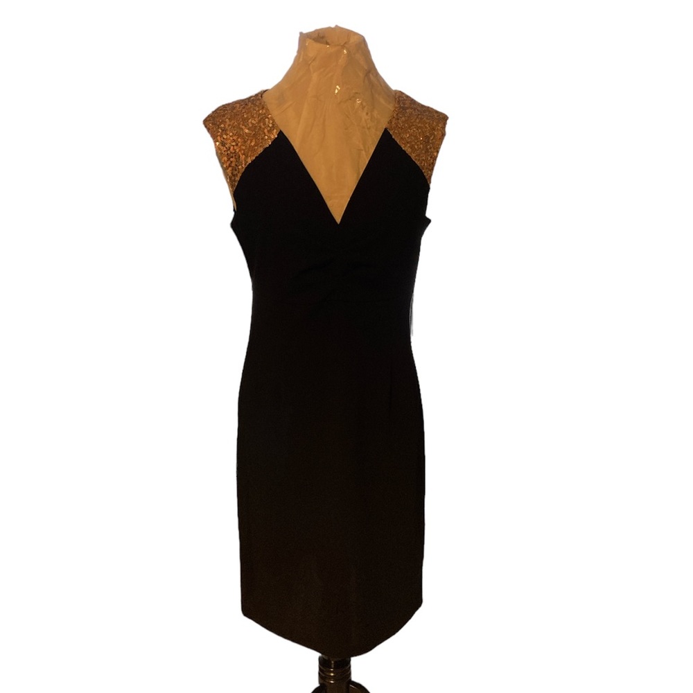 - - - NWOT Slny Black &Gold Sequins Dress size 10